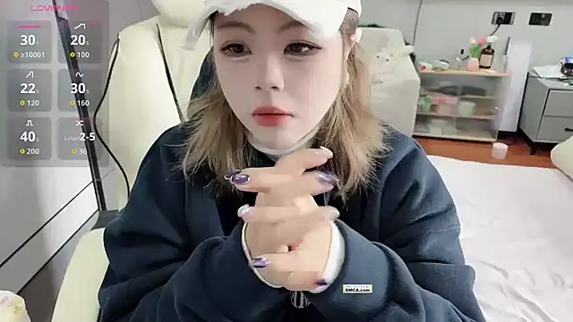 Snapshot of Chayka_21 chatting on February 3, 2026, 5:05 am Chayka 21 online show from February 3, 2026, 5:05 am