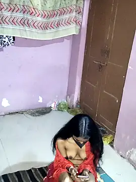 Snapshot of Thaper_Meera2 chatting on November 8, 2025, 7:01 pm Thaper Meera2 online show from November 8, 2025, 7:01 pm