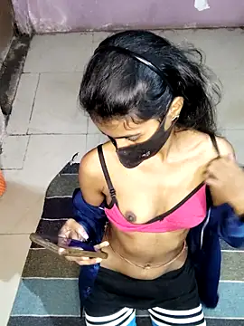 Snapshot of Thaper_Meera2 chatting on November 16, 2025, 10:54 am Thaper Meera2 online show from November 16, 2025, 10:54 am