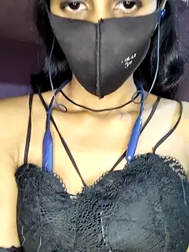 Snapshot of Thaper_Meera2 chatting on December 17, 2025, 3:51 pm Thaper Meera2 online show from December 17, 2025, 3:51 pm