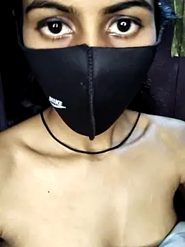 Snapshot of Thaper_Meera2 chatting on February 3, 2026, 8:03 pm Thaper Meera2 online show from February 3, 2026, 8:03 pm