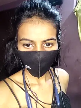 Snapshot of Thaper_Meera2 chatting on February 8, 2026, 7:39 pm Thaper Meera2 online show from February 8, 2026, 7:39 pm