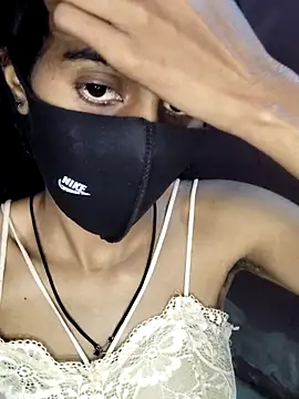 Snapshot of Thaper_Meera2 chatting on February 20, 2026, 5:35 pm Thaper Meera2 online show from February 20, 2026, 5:35 pm