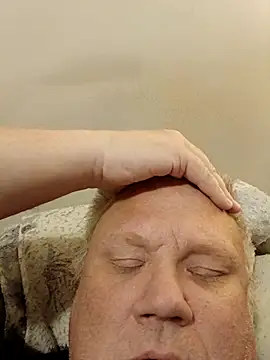 Jbirdb800 online show from November 18, 2025, 11:03 am