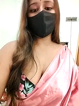 LoveLy-Soneya online show from November 7, 2025, 9:31 am