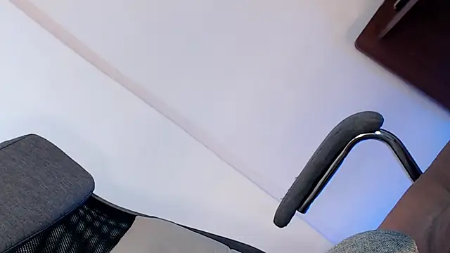 miss ditey09 online show from November 22, 2025, 12:09 am