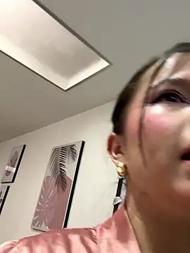 violettabond online show from January 8, 2026, 12:51 pm