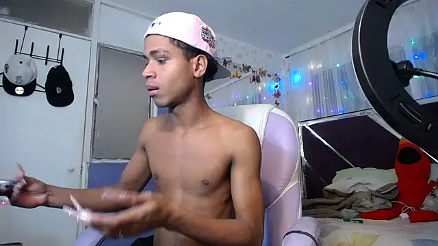 Santy bigcock 01 online show from July 6, 2026, 3:03 pm