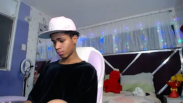 Santy bigcock 01 online show from July 9, 2026, 11:58 am
