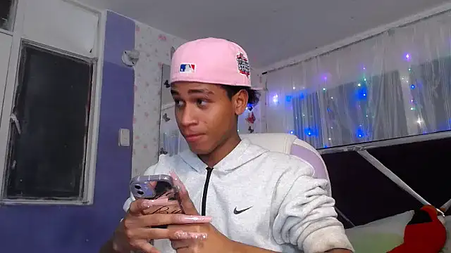 Santy bigcock 01 online show from July 12, 2026, 2:35 am