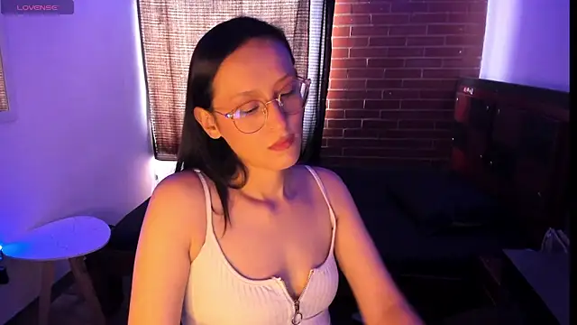 Snapshot of Samantha_Devil chatting on November 25, 2025, 5:46 pm Samantha Devil online show from November 25, 2025, 5:46 pm