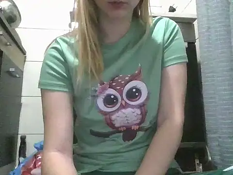 Snapshot of dirty_sasha00 chatting on November 23, 2025, 4:34 am dirty sasha00 online show from November 23, 2025, 4:34 am