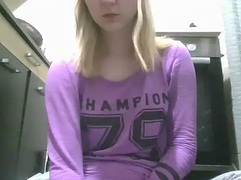 Snapshot of dirty_sasha00 chatting on December 15, 2025, 3:44 am dirty sasha00 online show from December 15, 2025, 3:44 am