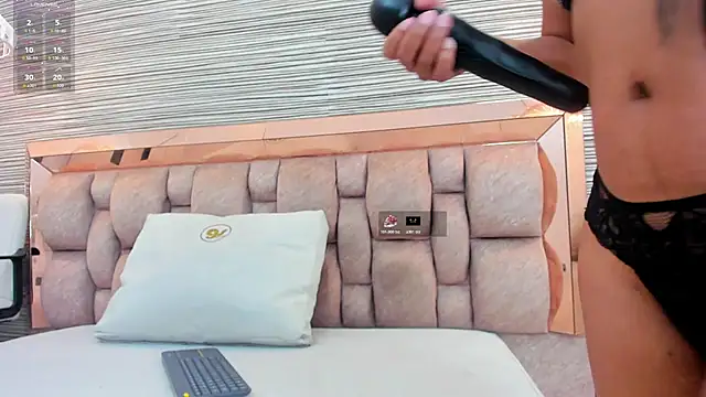 Snapshot of kathia_dumons chatting on December 5, 2025, 12:25 pm kathia dumons online show from December 5, 2025, 12:25 pm