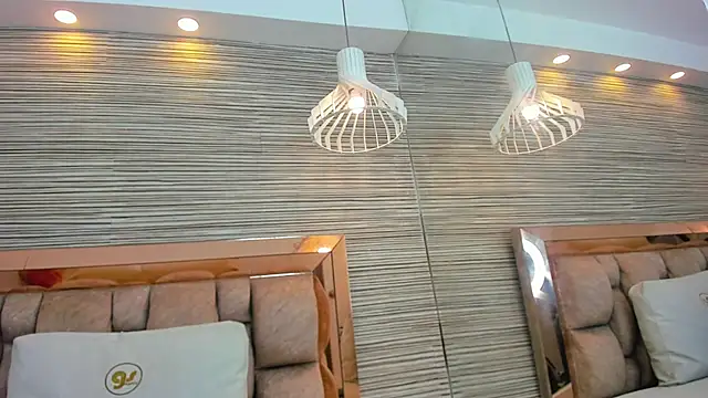 Snapshot of kathia_dumons chatting on December 14, 2025, 12:10 pm kathia dumons online show from December 14, 2025, 12:10 pm