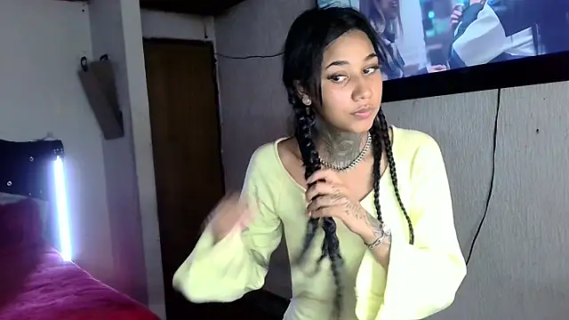 Snapshot of lyam_ebony_ chatting on March 19, 2026, 6:01 pm lyam ebony online show from March 19, 2026, 6:01 pm