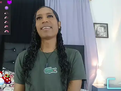 MiaCoock online show from December 16, 2025, 12:43 pm