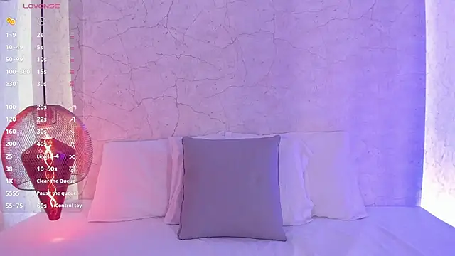 Snapshot of alahia_rosse chatting on December 5, 2025, 8:38 pm alahia rosse online show from December 5, 2025, 8:38 pm