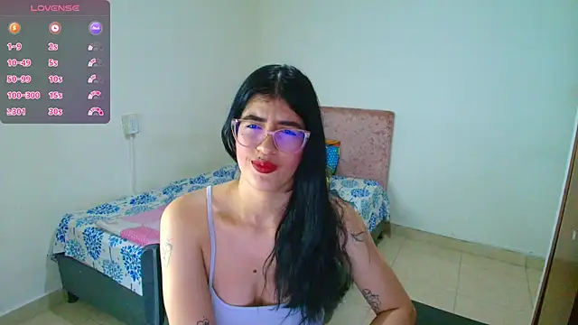 Snapshot of Kassandra_0304 chatting on April 21, 2026, 12:22 pm Kassandra 0304 online show from April 21, 2026, 12:22 pm