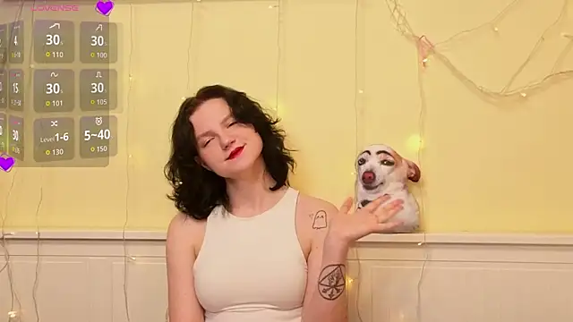 Snapshot of LatinaHuguenin chatting on January 8, 2026, 7:10 am LatinaHuguenin online show from January 8, 2026, 7:10 am