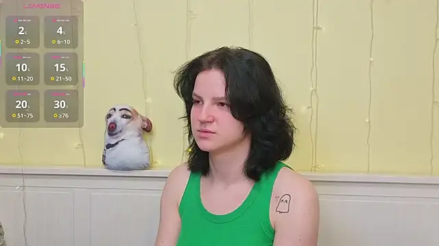 Snapshot of LatinaHuguenin chatting on January 11, 2026, 7:02 am LatinaHuguenin online show from January 11, 2026, 7:02 am