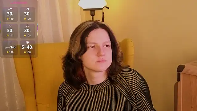 Snapshot of LatinaHuguenin chatting on February 19, 2026, 6:48 pm LatinaHuguenin online show from February 19, 2026, 6:48 pm