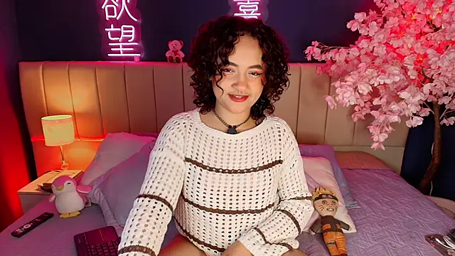  sarahRose online show from February 12, 2026, 4:07 am