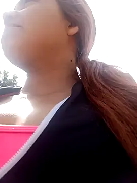 Tifany-Parker online show from November 11, 2025, 2:06 pm