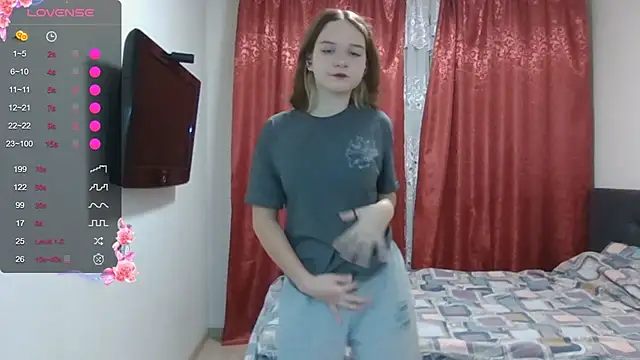 Snapshot of AlissaGerardo chatting on November 14, 2025, 12:15 pm AlissaGerardo online show from November 14, 2025, 12:15 pm