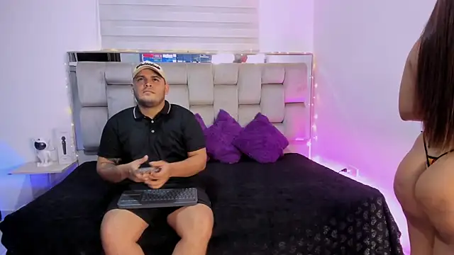 KimaandNate online show from November 8, 2025, 2:23 am