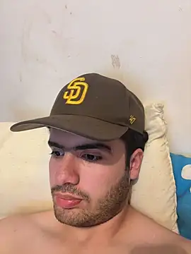 Snapshot of Leoncitooo987 chatting on November 27, 2025, 10:01 pm Leoncitooo987 online show from November 27, 2025, 10:01 pm