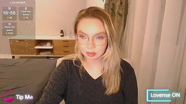 Snapshot of PolinaXXXXJones chatting on February 7, 2026, 8:01 pm PolinaXXXXJones online show from February 7, 2026, 8:01 pm