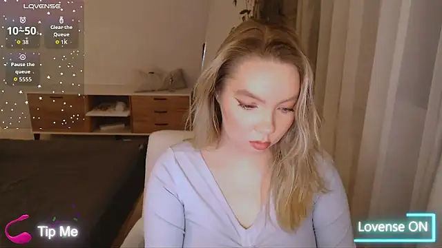 Snapshot of PolinaXXXXJones chatting on February 9, 2026, 6:34 pm PolinaXXXXJones online show from February 9, 2026, 6:34 pm