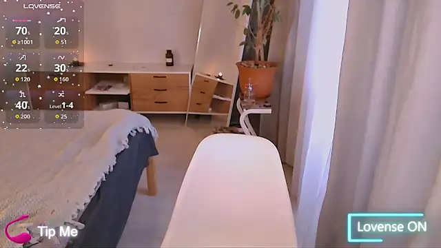 Snapshot of PolinaXXXXJones chatting on February 25, 2026, 1:43 pm PolinaXXXXJones online show from February 25, 2026, 1:43 pm