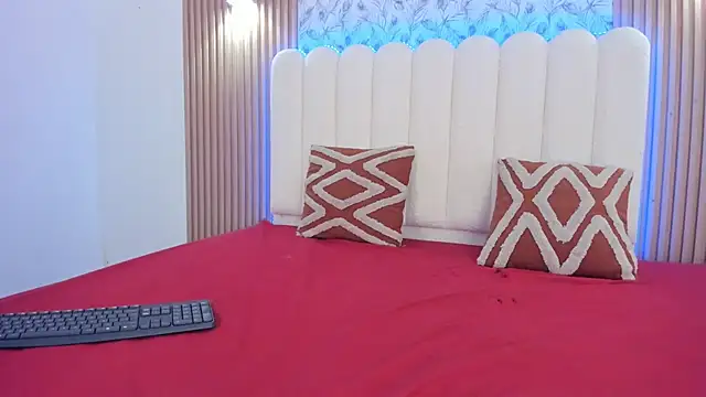 Snapshot of samiraa_haalem chatting on June 16, 2026, 12:24 am samiraa haalem online show from June 16, 2026, 12:24 am