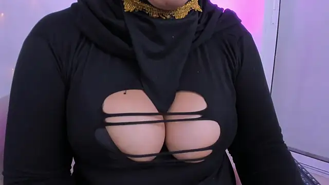 Snapshot of samiraa_haalem chatting on July 5, 2026, 6:37 pm samiraa haalem online show from July 5, 2026, 6:37 pm