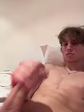 Snapshot of TeenNPlay chatting on February 11, 2026, 5:56 am TeenNPlay online show from February 11, 2026, 5:56 am