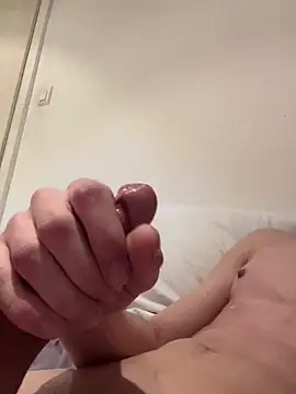 Snapshot of TeenNPlay chatting on February 28, 2026, 6:58 am TeenNPlay online show from February 28, 2026, 6:58 am