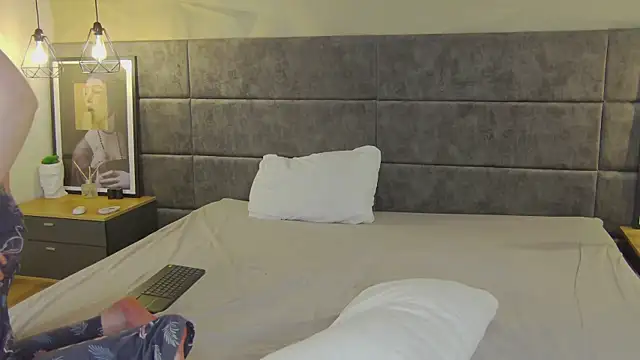 Ruby de Cherry online show from November 14, 2025, 6:23 am