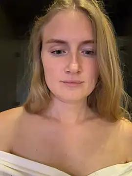 olliebells online show from May 17, 2026, 4:25 pm