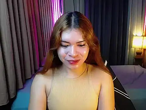 Snapshot of furry_puss chatting on December 5, 2025, 3:20 pm furry puss online show from December 5, 2025, 3:20 pm