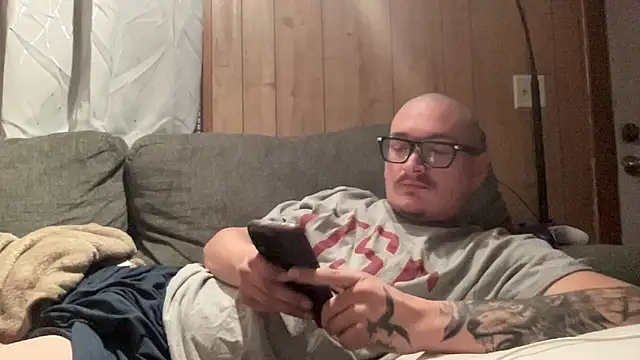 unfortun802 online show from December 19, 2025, 9:05 am