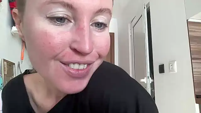 Ameli8 online show from December 16, 2025, 9:47 am