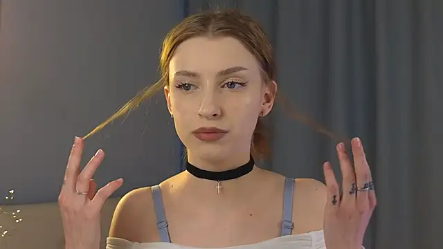 Snapshot of cuteloony chatting on November 7, 2025, 4:01 am cuteloony online show from November 7, 2025, 4:01 am