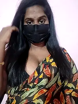 Keerthee  online show from November 17, 2025, 3:40 pm