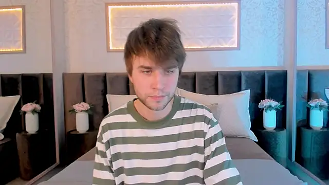 Snapshot of JonnahHell chatting on December 19, 2025, 1:40 pm JonnahHell online show from December 19, 2025, 1:40 pm