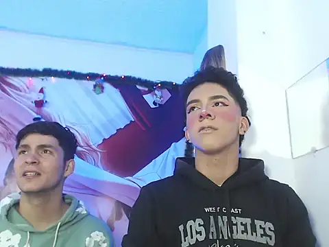 Snapshot of Lovers_Spicy chatting on December 4, 2025, 2:15 pm Lovers Spicy online show from December 4, 2025, 2:15 pm