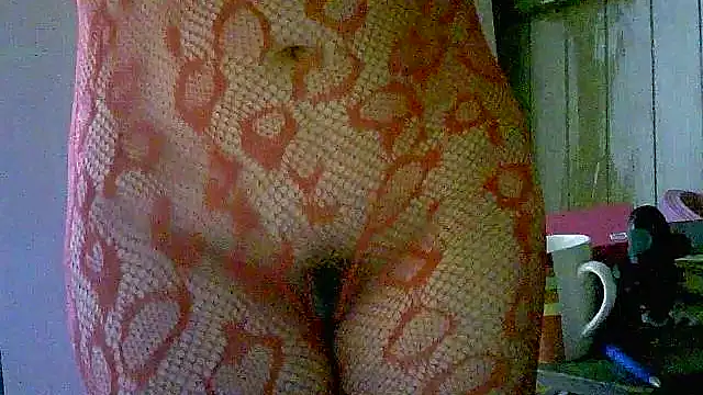 Snapshot of Zulreyna chatting on February 18, 2026, 2:51 am Zulreyna online show from February 18, 2026, 2:51 am