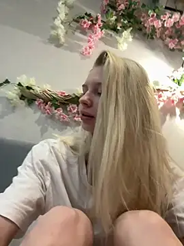 Snapshot of alice_wond chatting on February 26, 2026, 4:06 pm alice wond online show from February 26, 2026, 4:06 pm