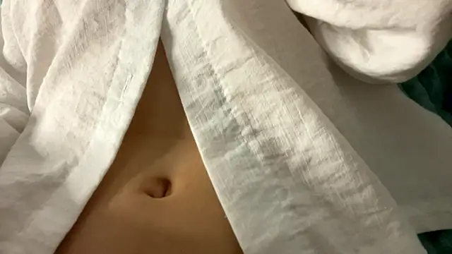 Snapshot of SofiYong chatting on November 27, 2025, 5:48 pm SofiYong online show from November 27, 2025, 5:48 pm